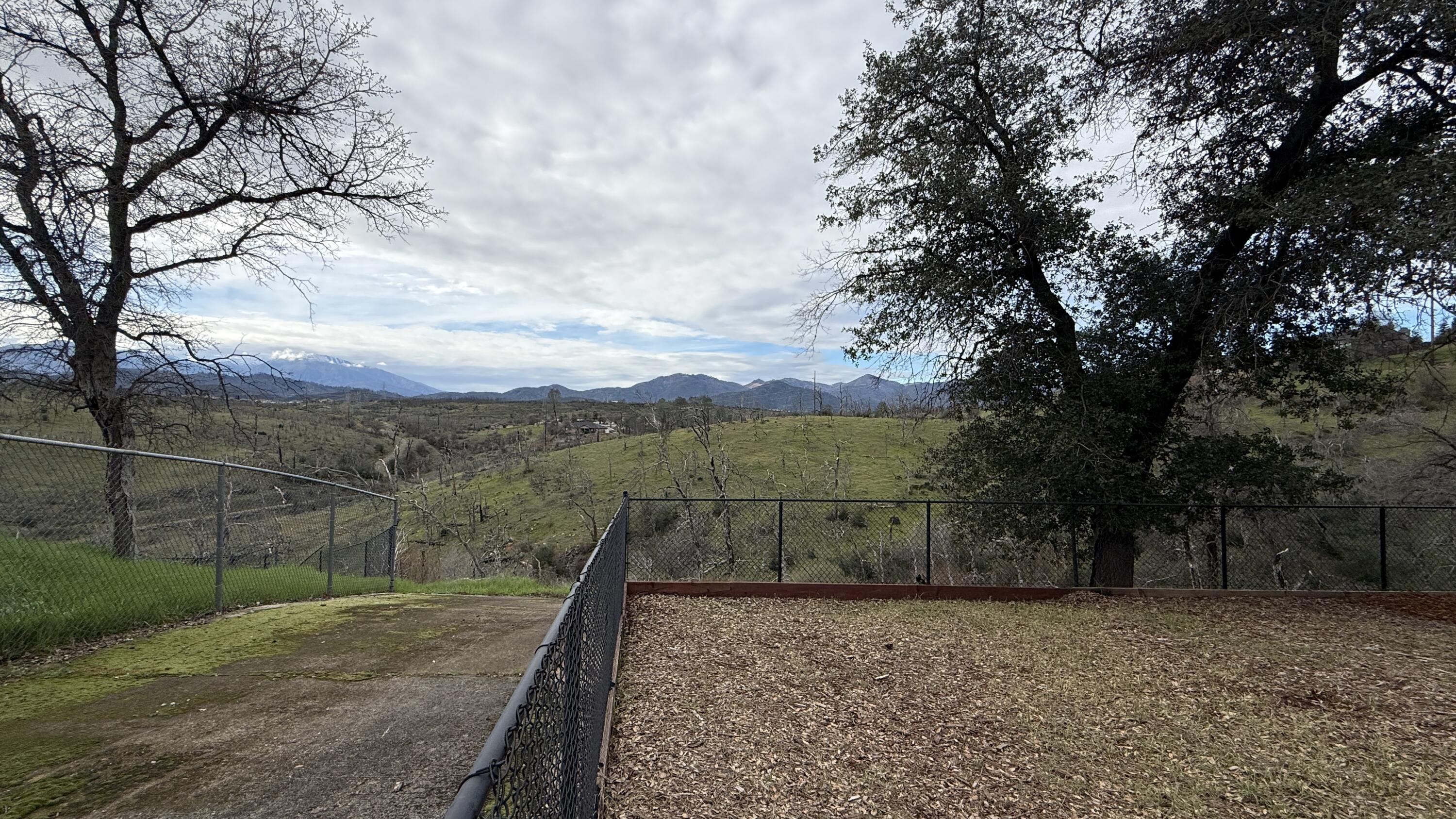 3360 Stanford Drive Redding, CA 96003 - Photo 45 of 56 a view of a backyard