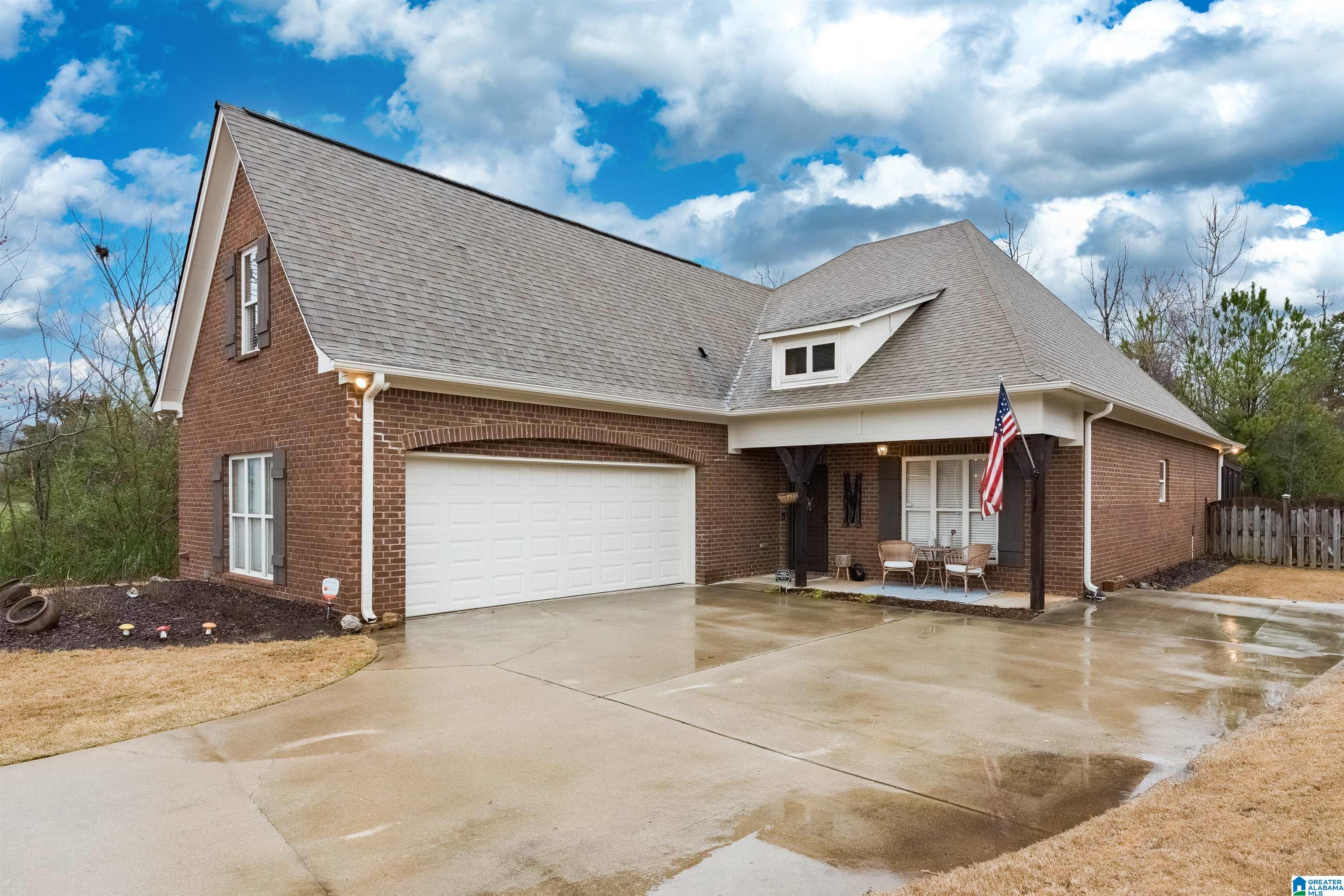 276 Lacey Avenue Alabaster, AL 35114 - Photo 2 of 41