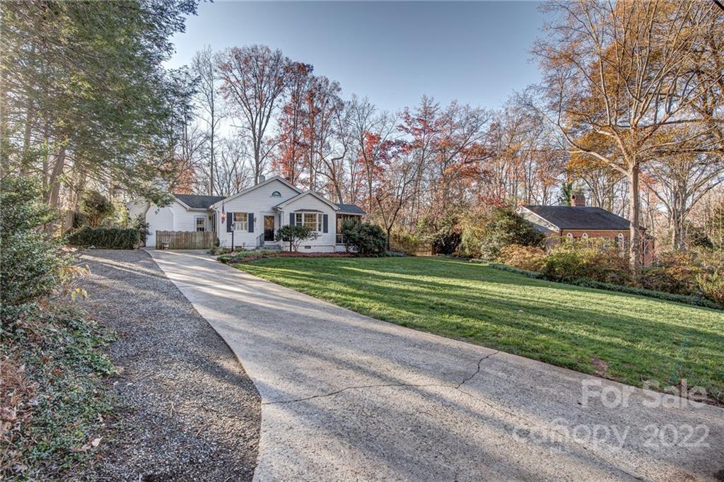 910 Elizabeth Road Shelby, NC 28150 - Photo 3 of 42 Gallery Image 3