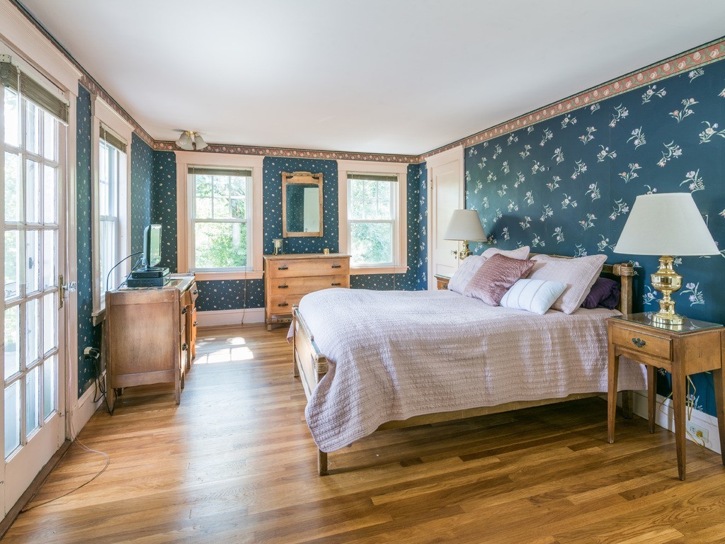36 Wedgewood Road Newton, MA 02465 - Photo 10 of 18