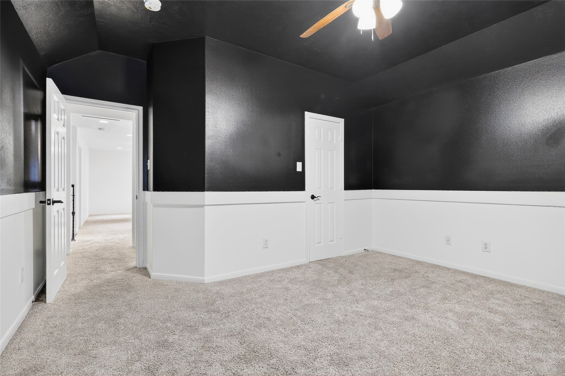 46 New Dawn Place Conroe, TX 77385 - Photo 28 of 39 Bedroom #3