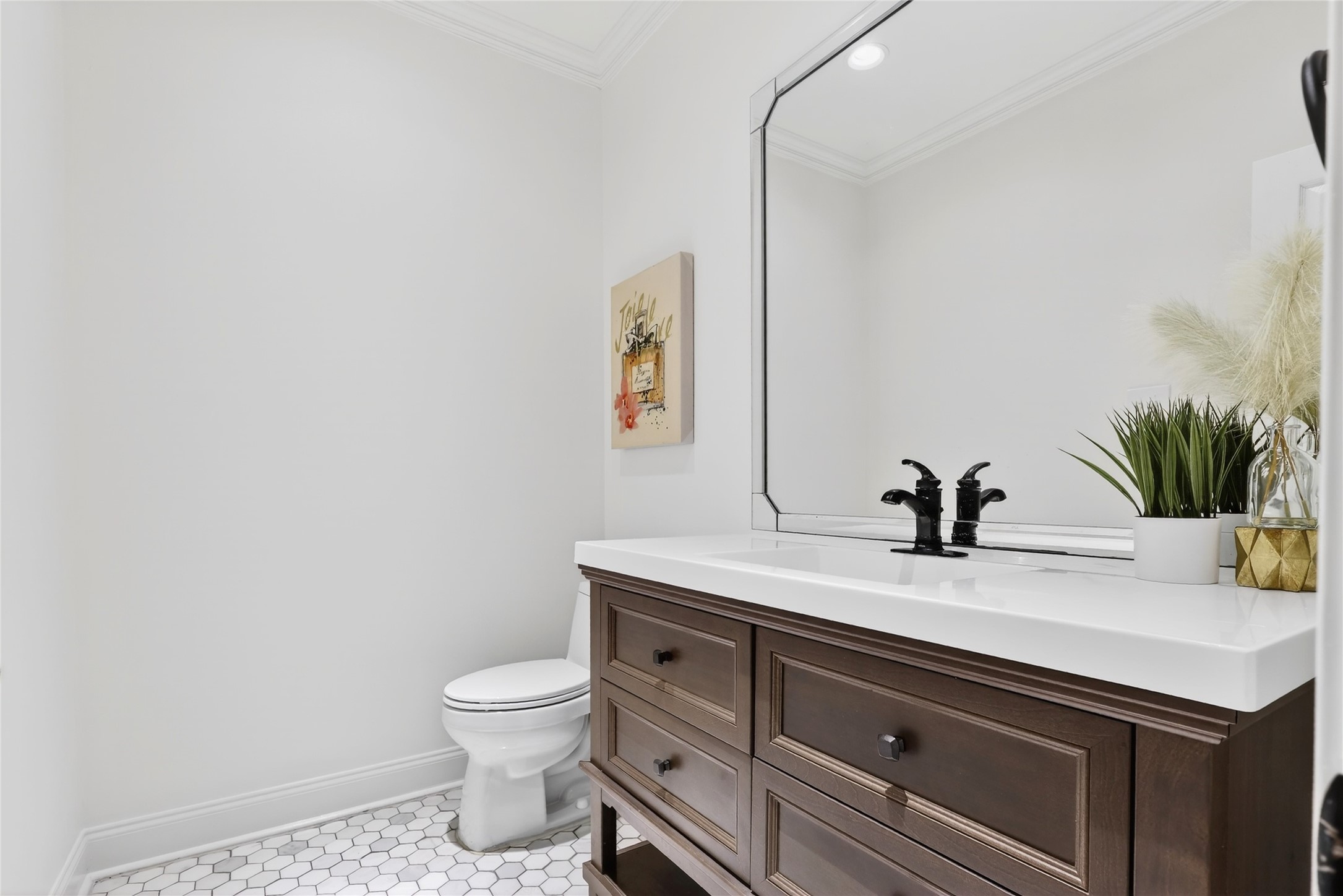 46 New Dawn Place Conroe, TX 77385 - Photo 7 of 39 Half bath with UPGRADED light fixtures