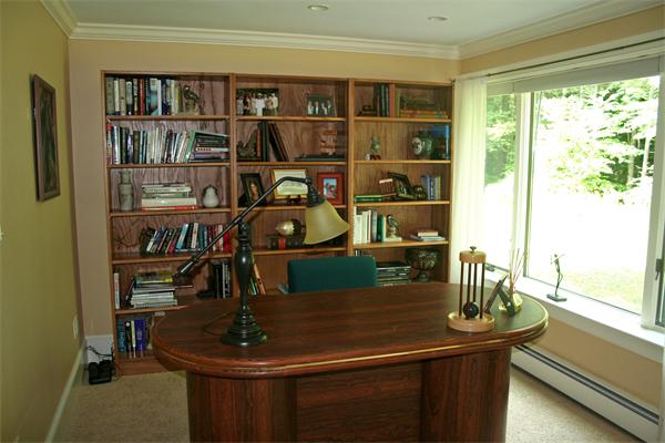 7 Thompson Road Hubbardston, MA 01452 - Photo 18 of 23 Gallery Image 18