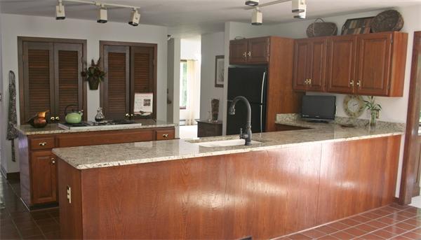 7 Thompson Road Hubbardston, MA 01452 - Photo 3 of 23 Gallery Image 3