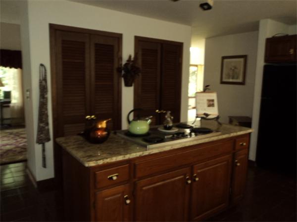 7 Thompson Road Hubbardston, MA 01452 - Photo 4 of 23 Gallery Image 4