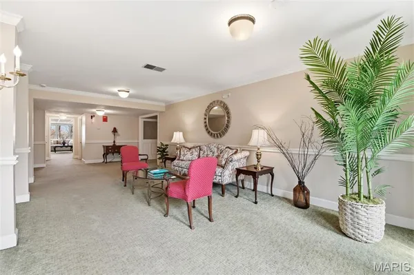 $414,900 | 200 Ambridge Court, Unit 206, Chesterfield, MO 63017