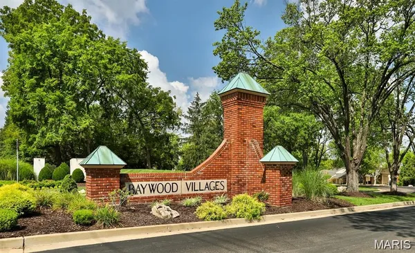 $414,900 | 200 Ambridge Court, Unit 206, Chesterfield, MO 63017