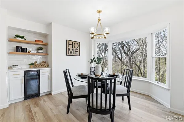 $414,900 | 200 Ambridge Court, Unit 206, Chesterfield, MO 63017