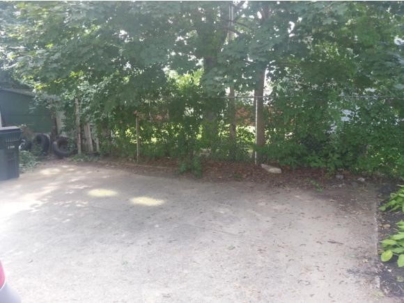 164 Calef Road Manchester, NH 03103 - Photo 23 of 24