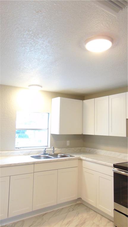 2580 Case Road LaBelle, FL 33935 - Photo 4 of 22 Gallery Image 4