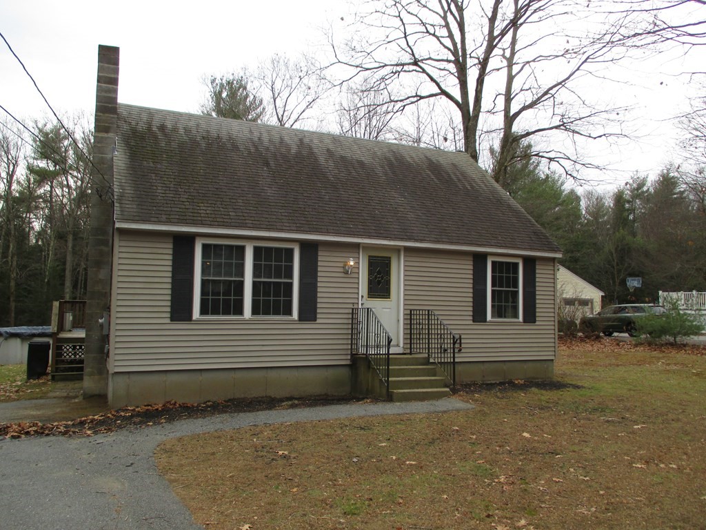 35 School House Road Phillipston, MA 01331 - Photo 1 of 32 a front view of a house with a yard