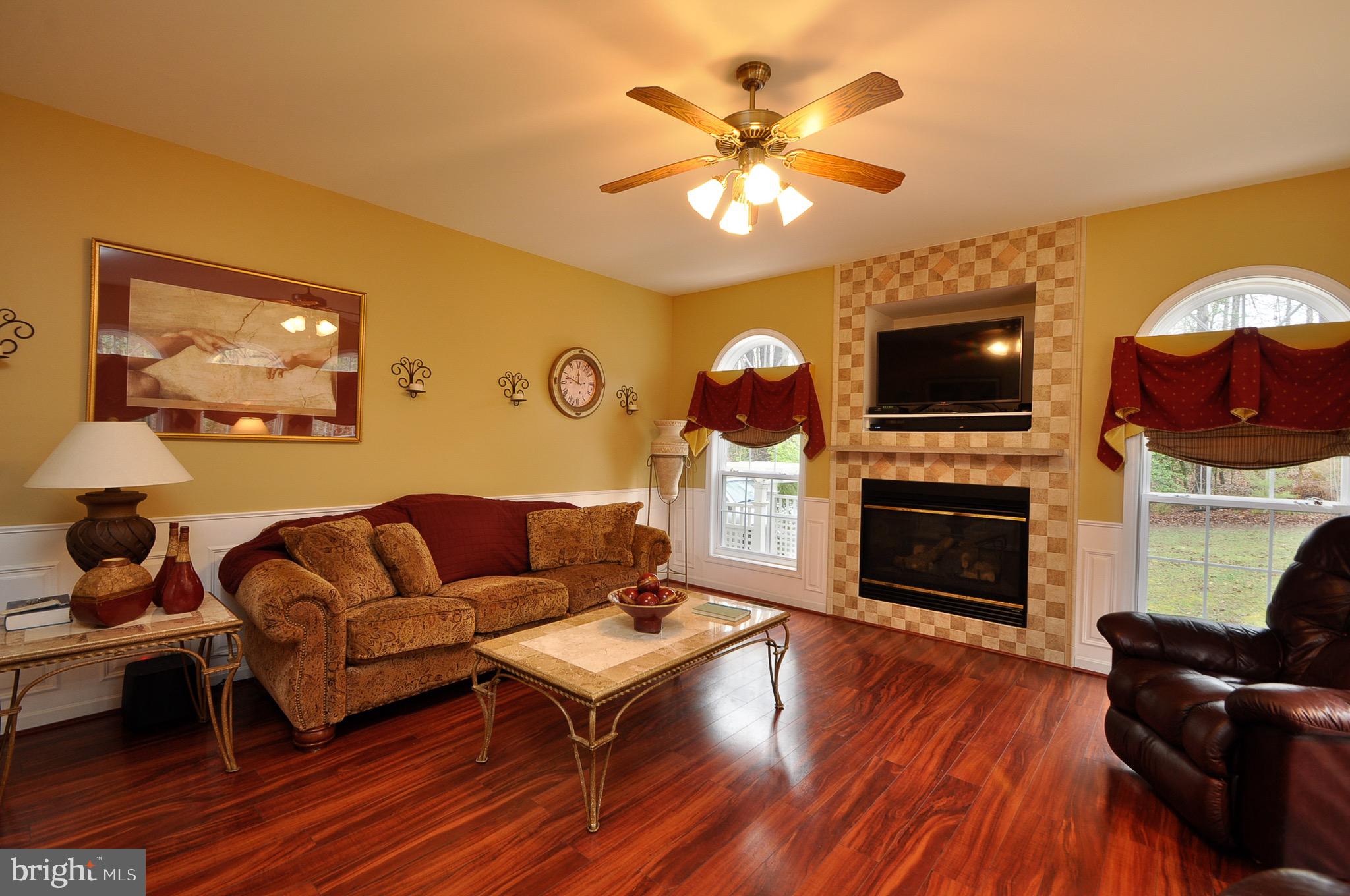 107 Revell Road Fredericksburg, VA 22405 - Photo 4 of 43 Spacious Family Room