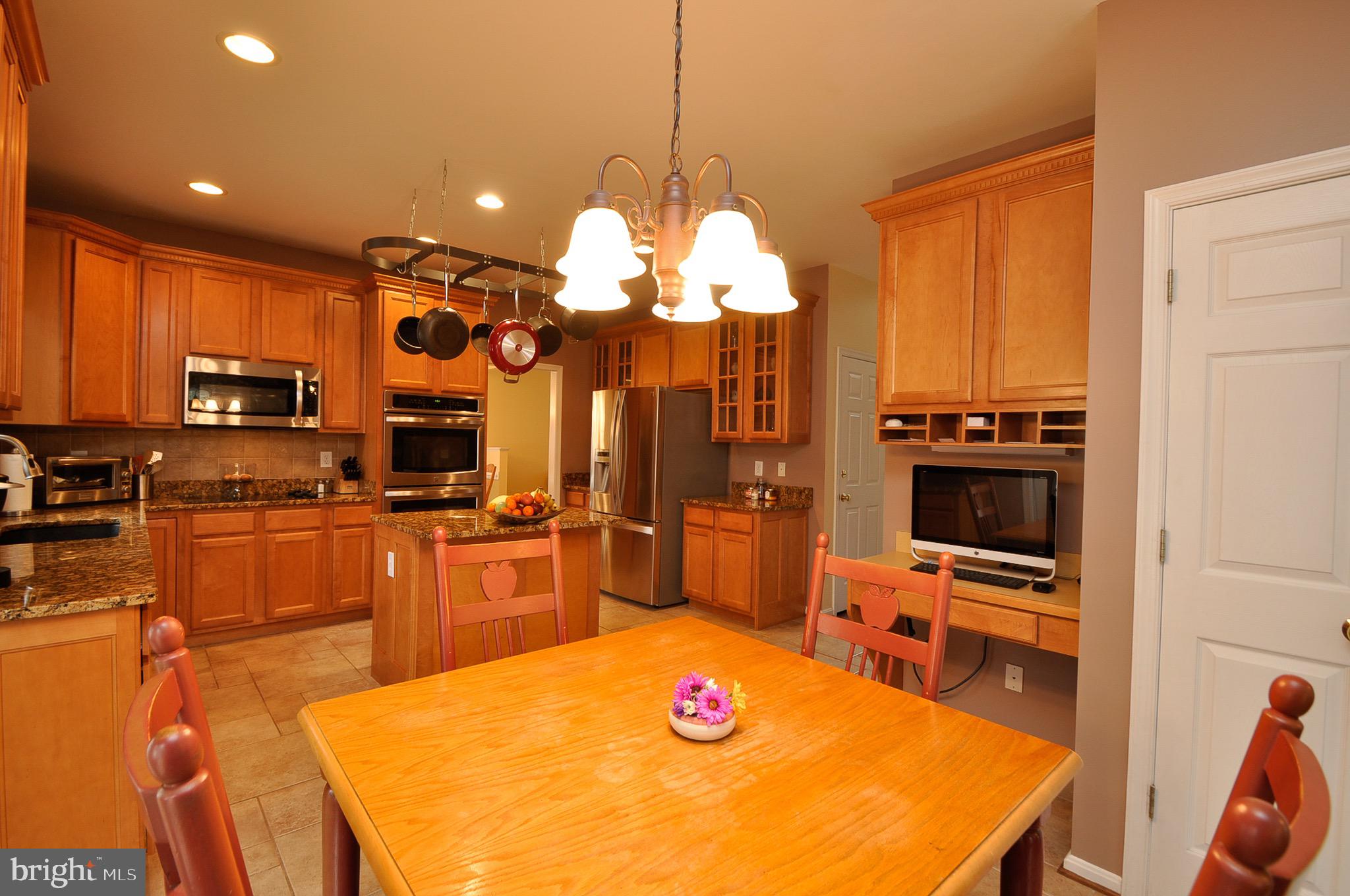 107 Revell Road Fredericksburg, VA 22405 - Photo 8 of 43 Gourmet, Eat-in, Kitchen