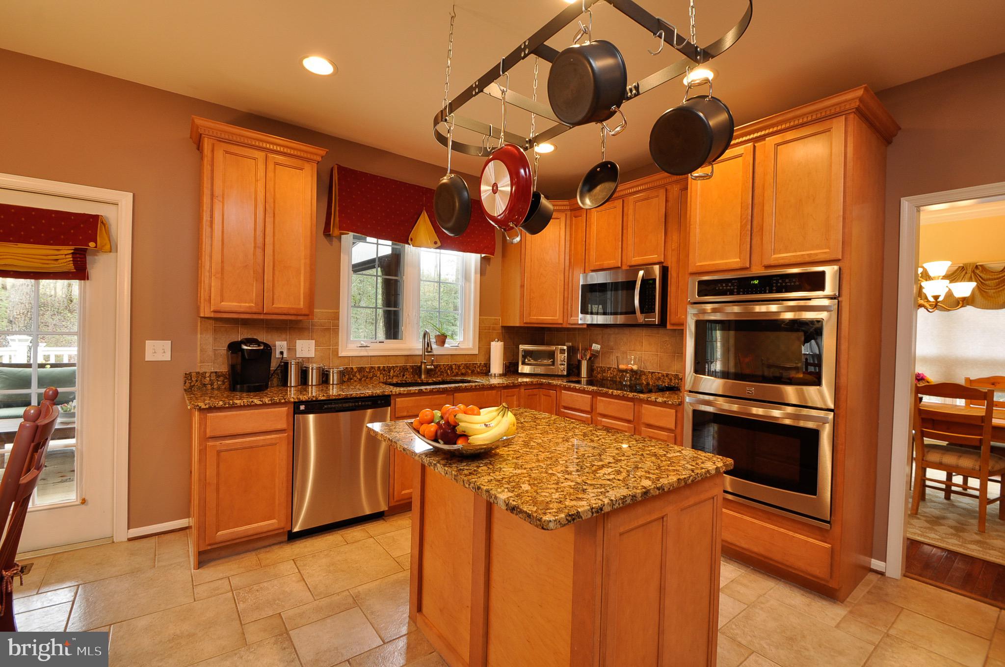 107 Revell Road Fredericksburg, VA 22405 - Photo 9 of 43 Gourmet Kitchen