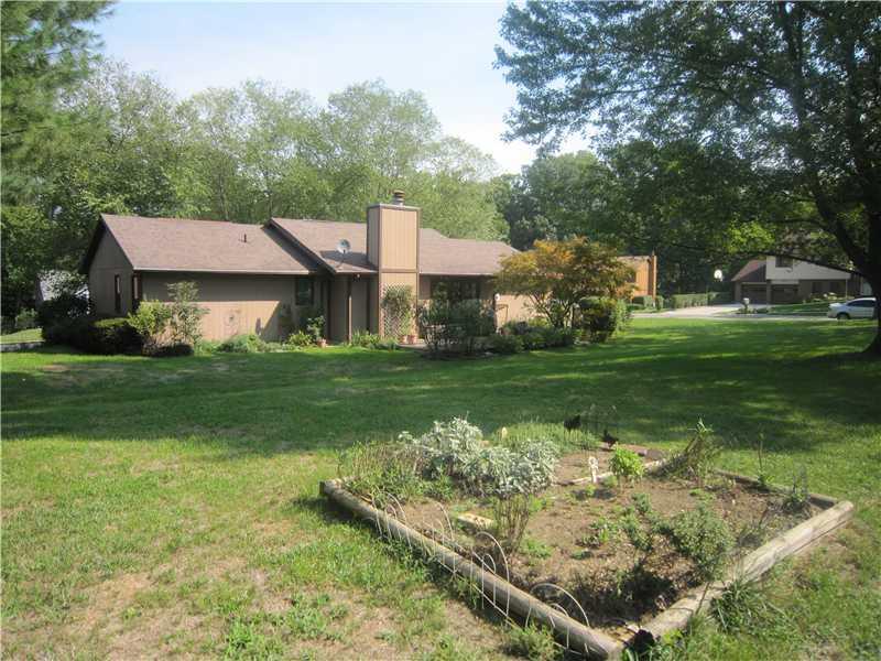 883 Countryside Lane Columbus, IN 47201 - Photo 14 of 15 Gallery Image 14