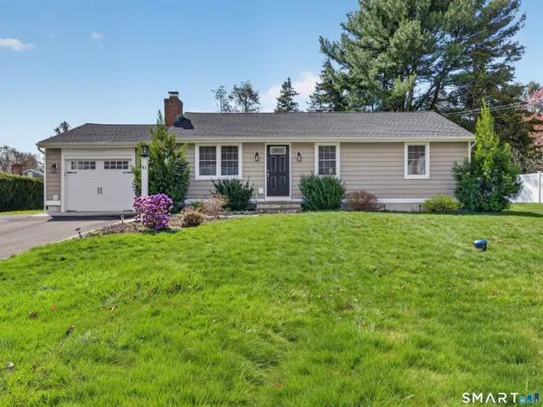 $459,900 | 41 Sunnybrook Lane, Clinton, CT 06413