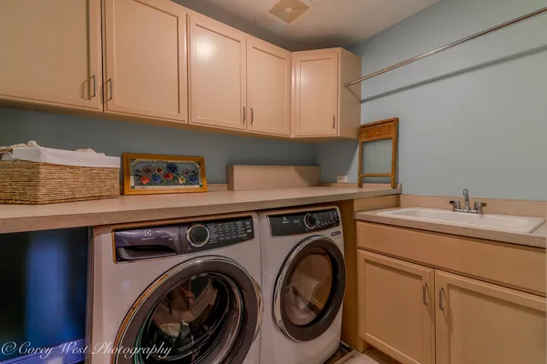 $1,695,000 | 28W524 Wynn Avenue, West Chicago, IL 60185