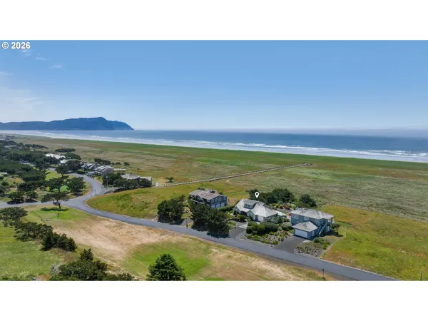 $1,425,000 | 4930 Fairway Drive South, Gearhart, OR 97138