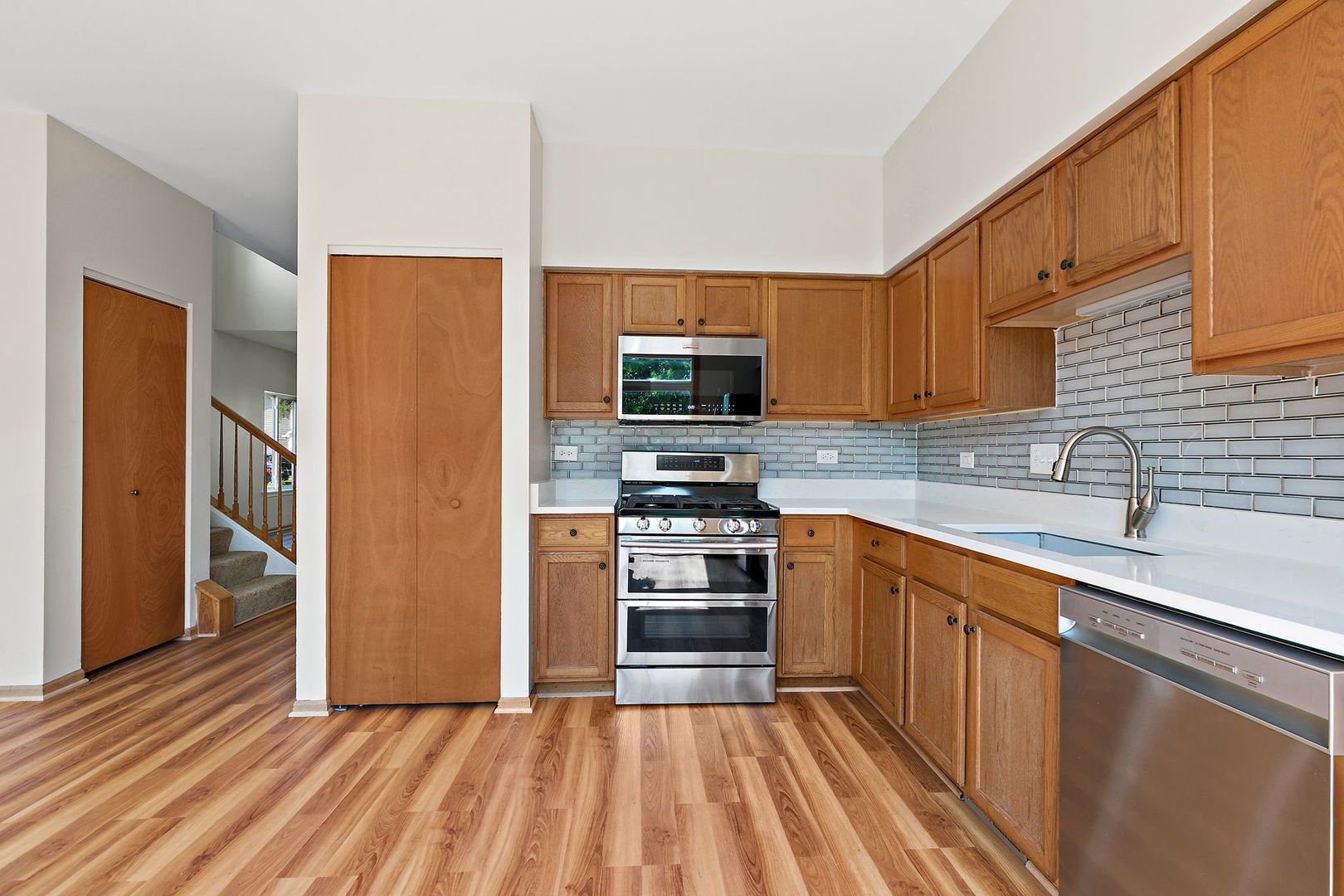 4320 Dillon Street Plano, IL 60545 - Photo 7 of 26