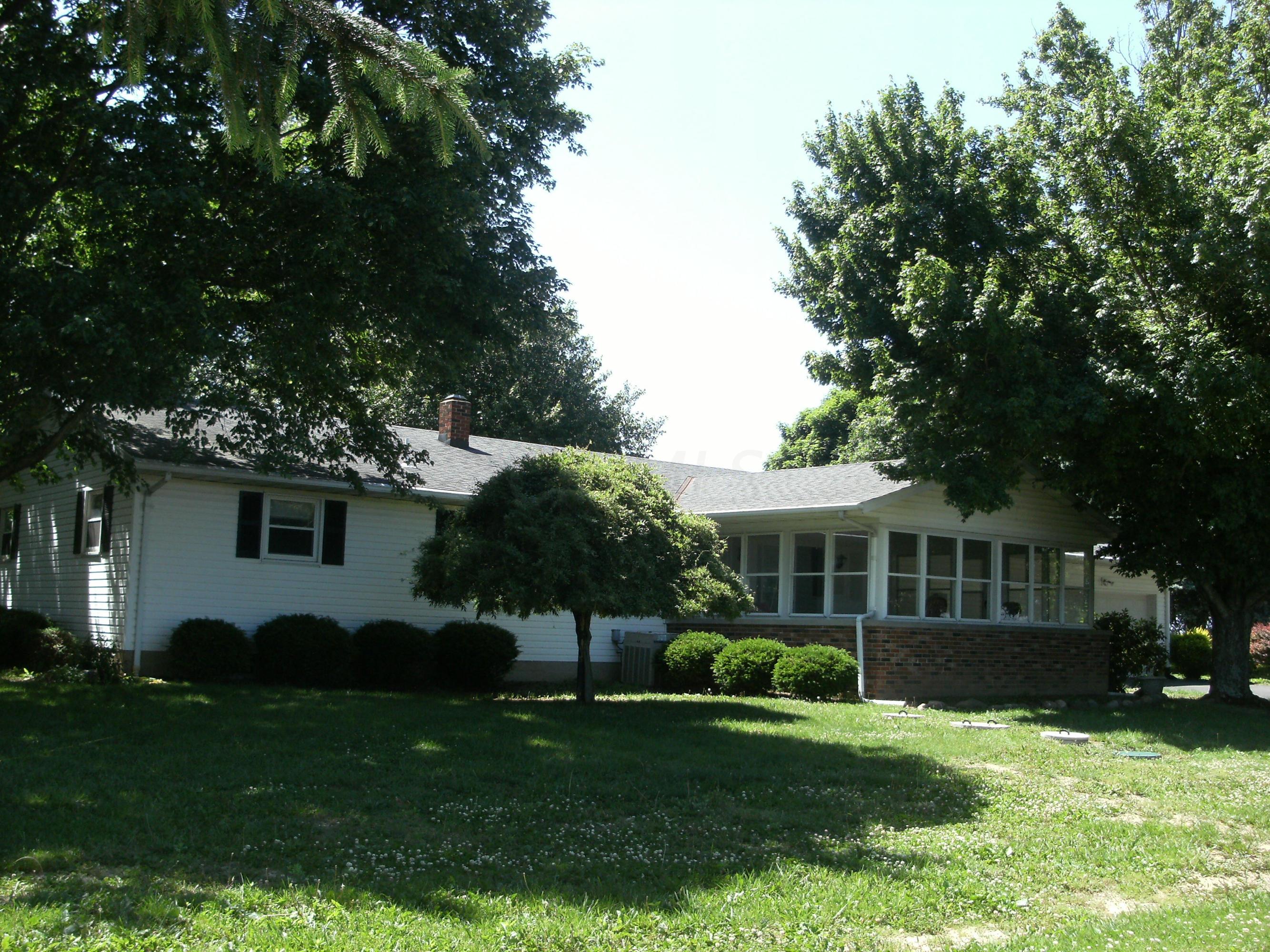 27710 Caldwell Road Circleville, OH 43113 - Photo 3 of 18 Gallery Image 3