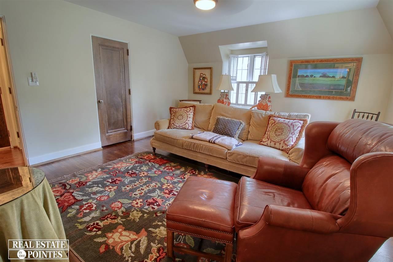 154 Cloverly Road Grosse Pointe Farms, MI 48236 - Photo 36 of 52