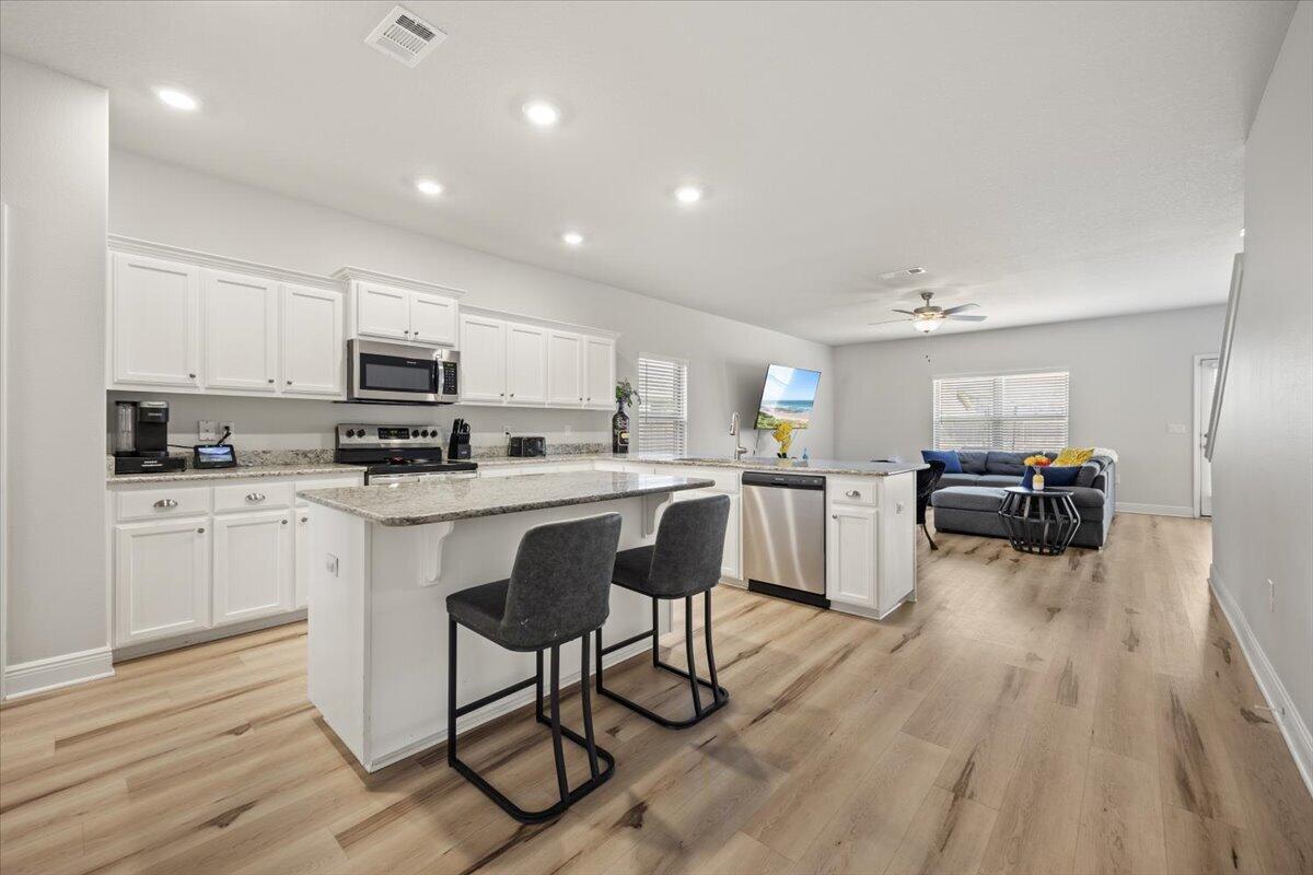 121 Ridgeway Circle Crestview, FL 32536 - Photo 11 of 44 11-1V3A1939