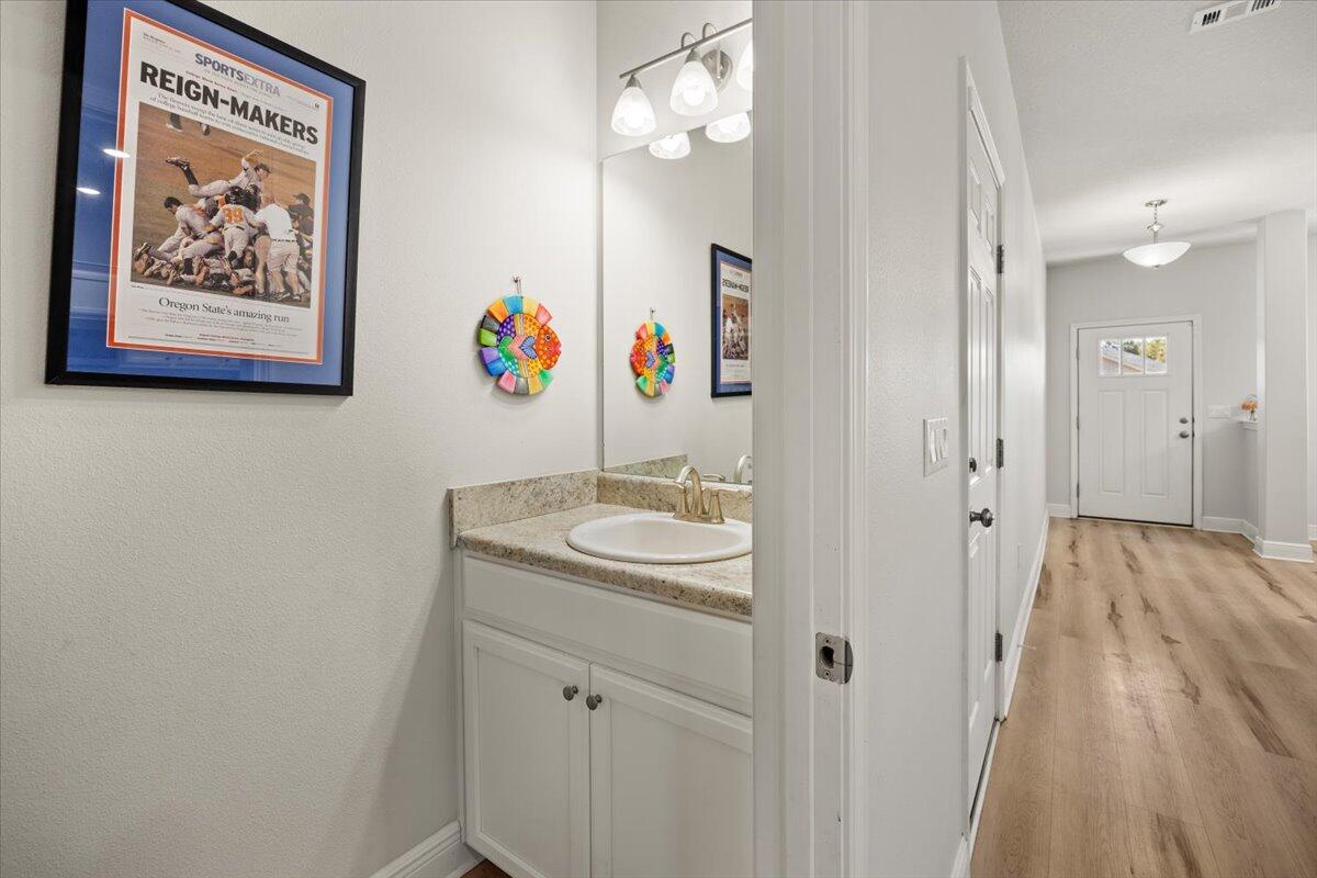 121 Ridgeway Circle Crestview, FL 32536 - Photo 13 of 44 13-1V3A1964