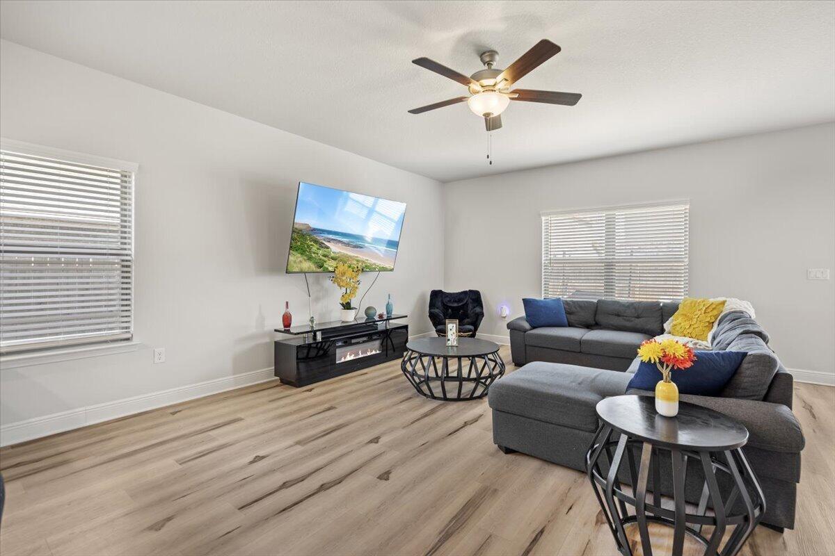 121 Ridgeway Circle Crestview, FL 32536 - Photo 15 of 44 15-1V3A1974