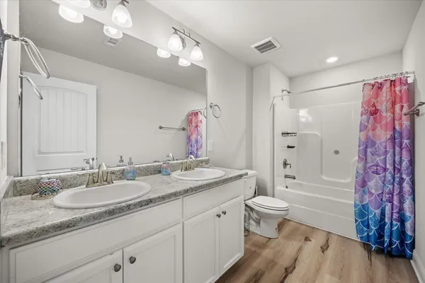 $420,000 | 121 Ridgeway Circle, Crestview, FL 32536