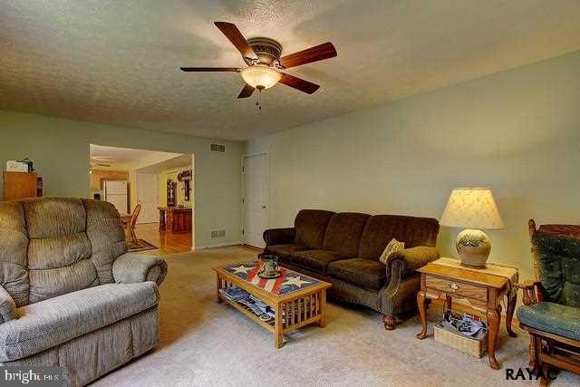 280 Hilltop Road Delta, PA 17314 - Photo 7 of 35 Gallery Image 7
