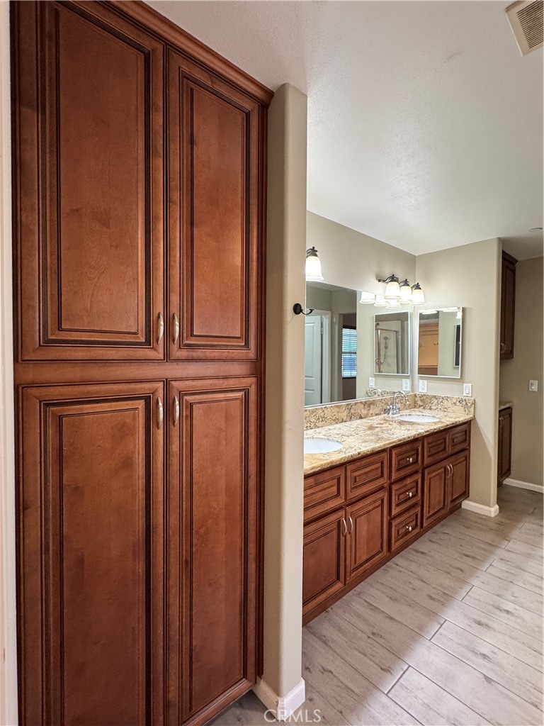 957 West Tibbot Street Rialto, CA 92377 - Photo 25 of 42