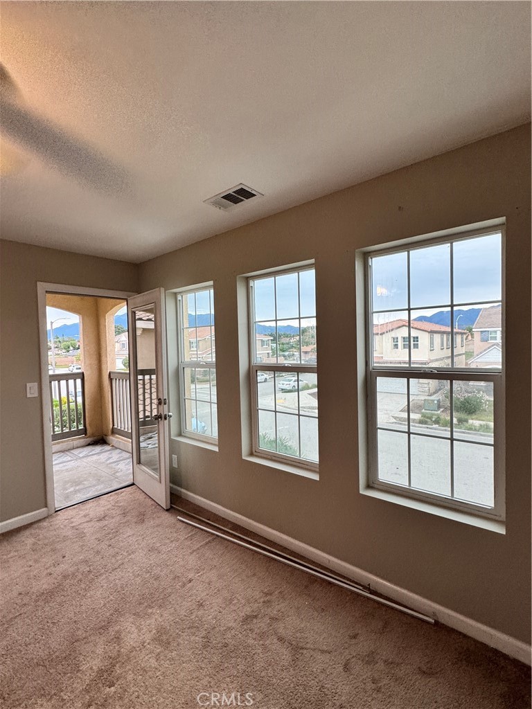 957 West Tibbot Street Rialto, CA 92377 - Photo 34 of 42