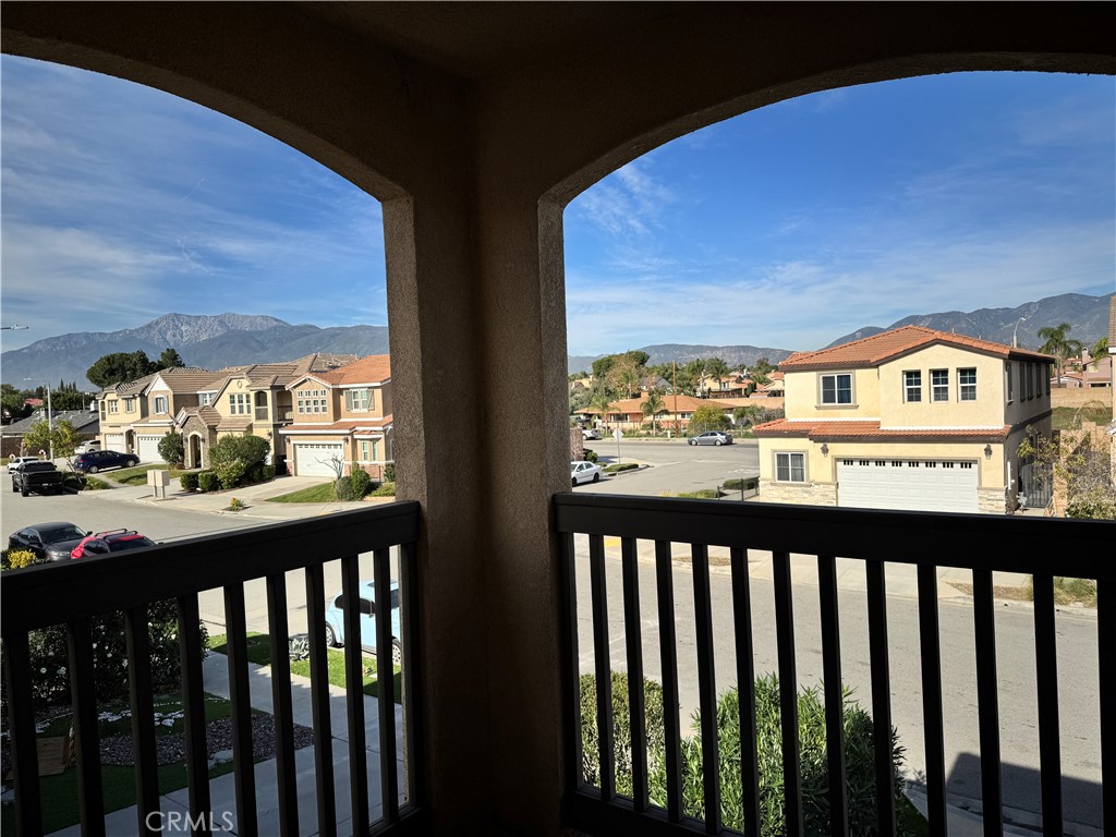 957 West Tibbot Street Rialto, CA 92377 - Photo 35 of 42