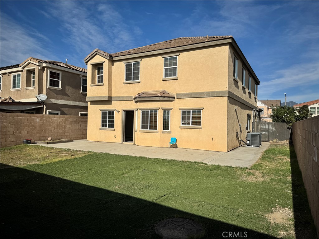 957 West Tibbot Street Rialto, CA 92377 - Photo 41 of 42