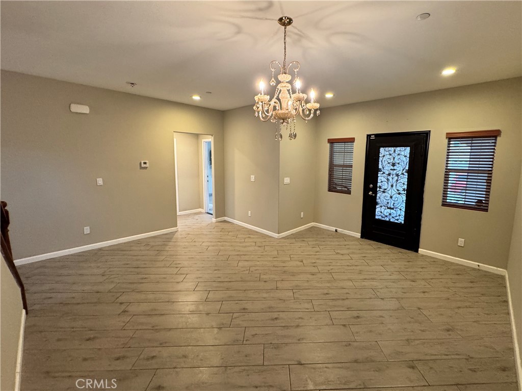 957 West Tibbot Street Rialto, CA 92377 - Photo 5 of 42