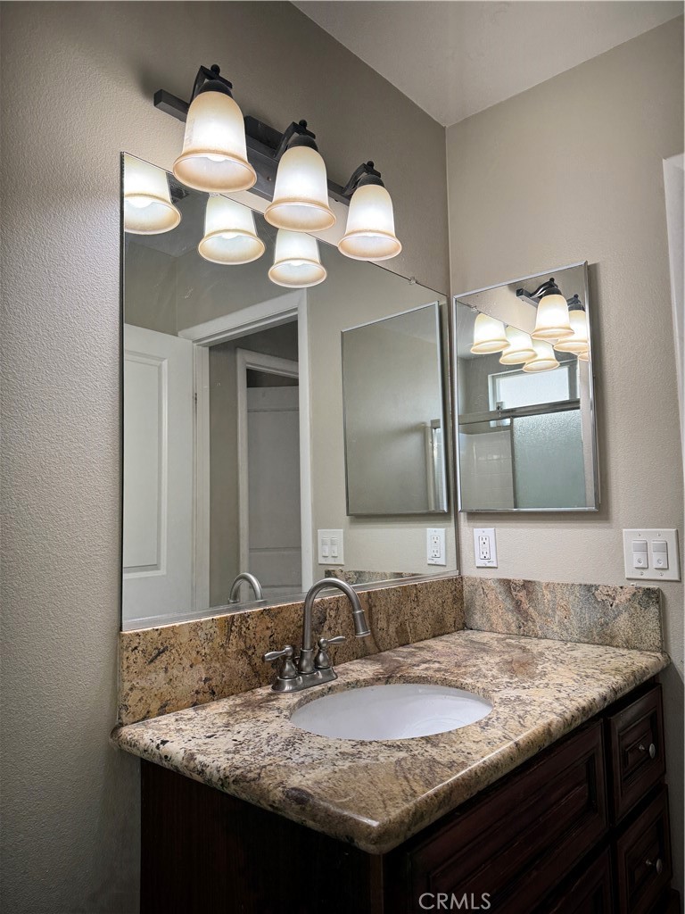 957 West Tibbot Street Rialto, CA 92377 - Photo 10 of 42