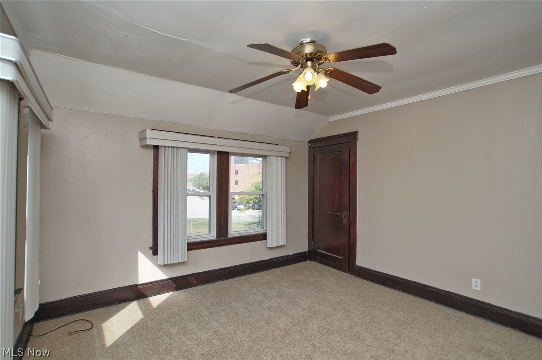 16312 Helmsdale Road Cleveland, OH 44112 - Photo 21 of 28