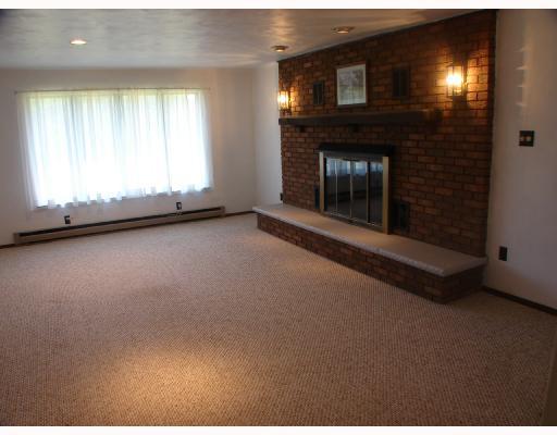 112 Trayor Road Ruffs Dale, PA 15679 - Photo 3 of 8 Den/Family/Great Room.