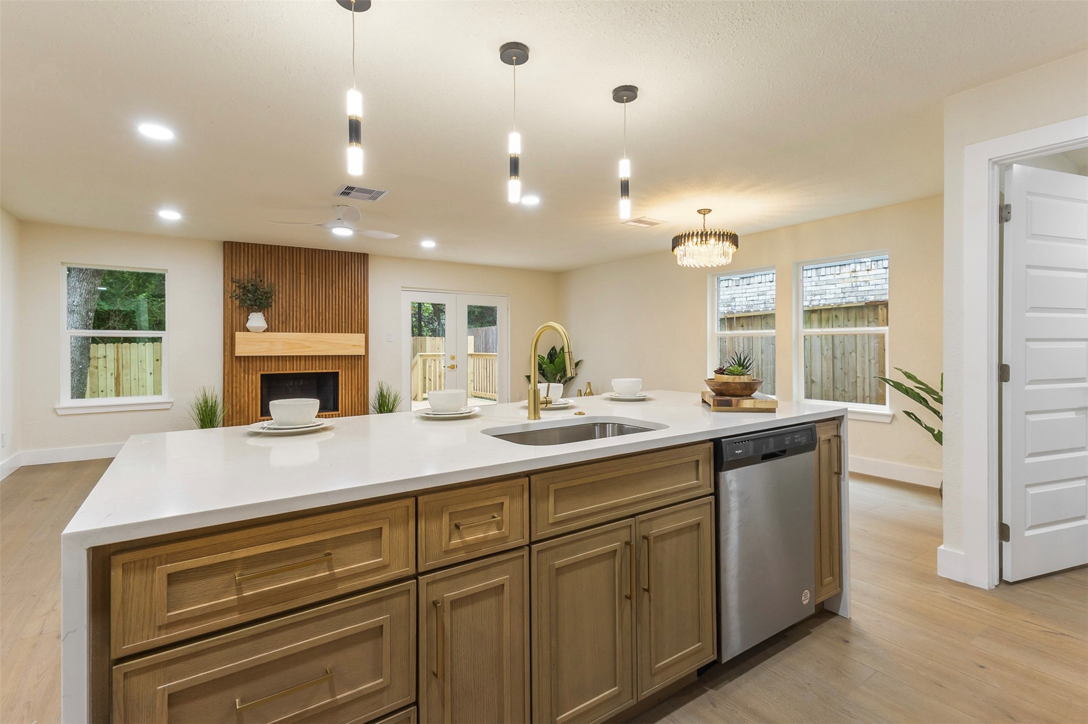 21 North Wavy Oak Circle Spring, TX 77381 - Photo 13 of 35