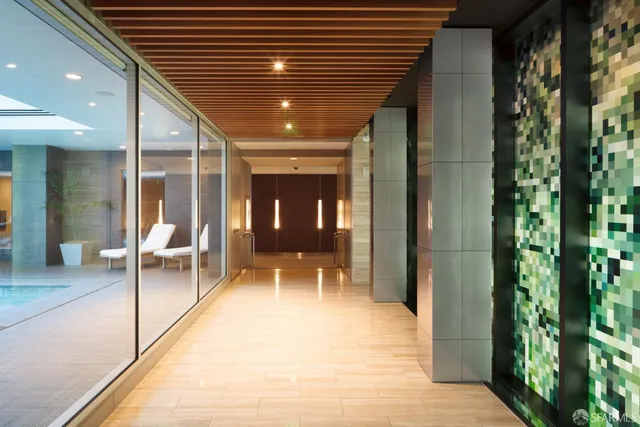 a view of a entrance gate of the house