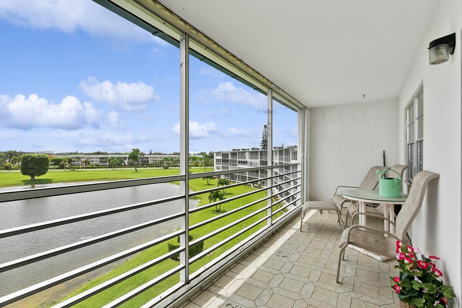 4015 Exeter Boca Raton, FL 33434 - Photo 13 of 16 13_4015ExeterA_2012_Large