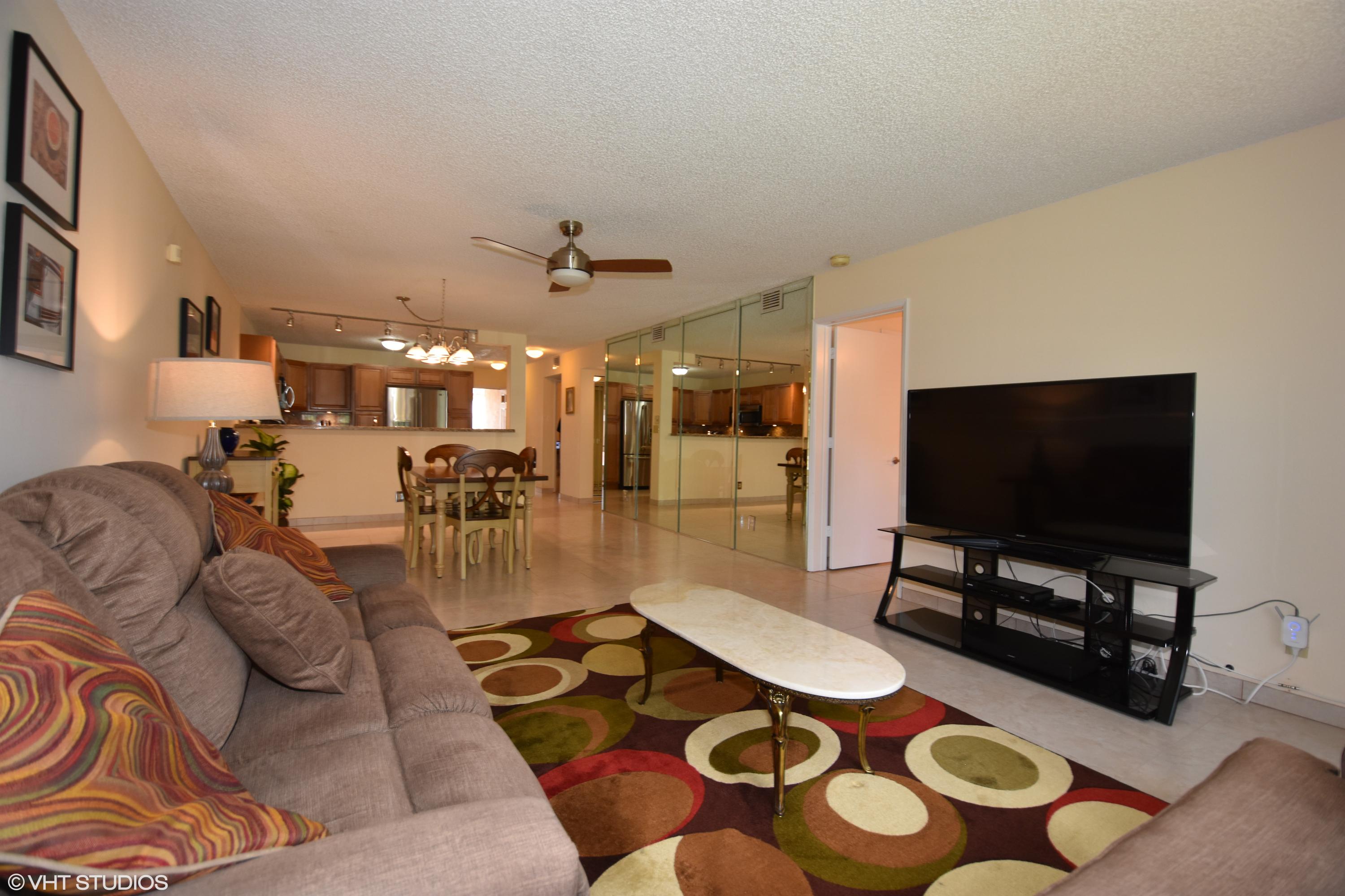 18820 Stewart Circle, Unit 4 Boca Raton, FL 33496 - Photo 12 of 27 24_18820StewartCir_Apt4_2004_HiRes