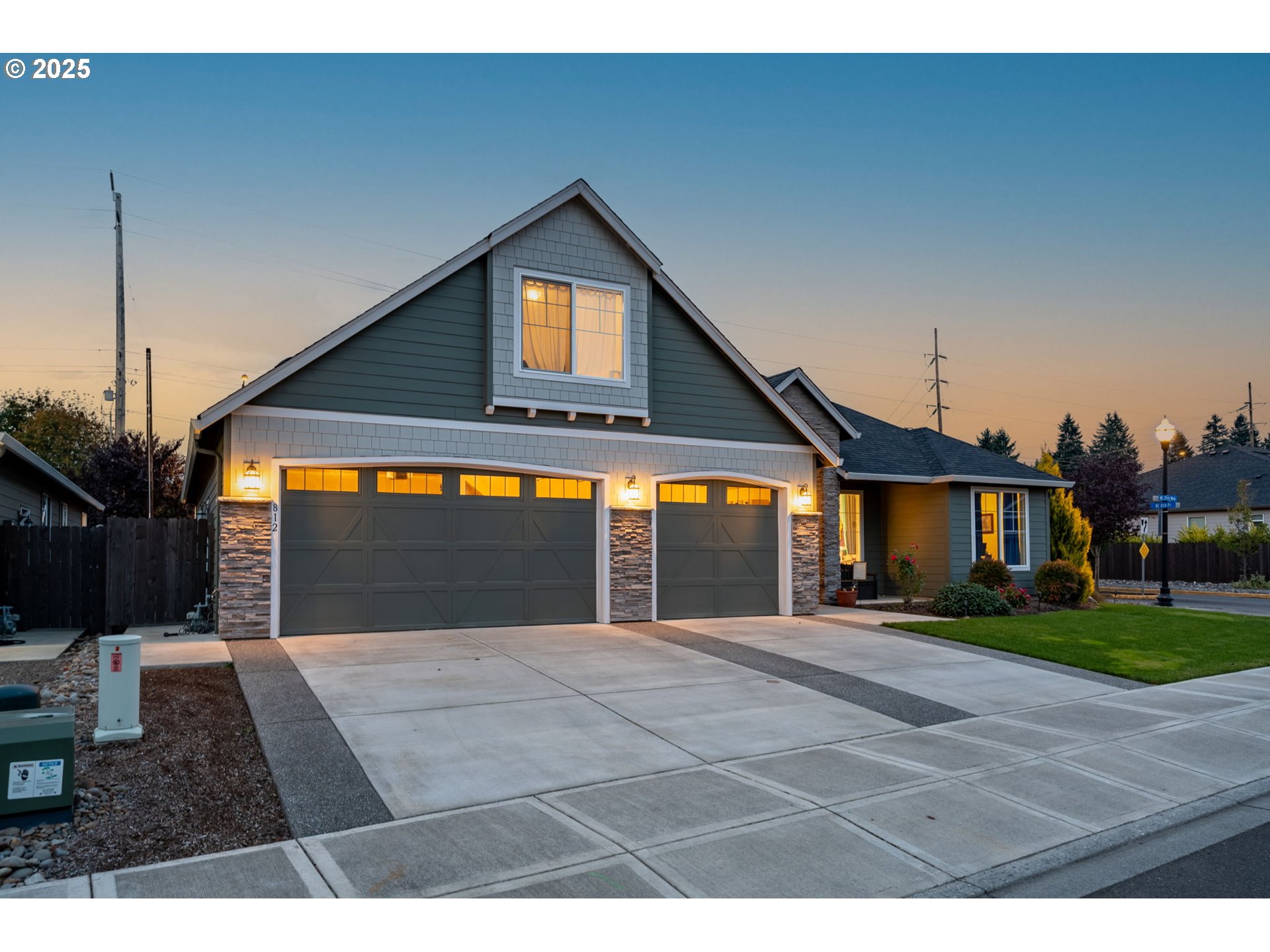 812 Northeast 29th Way Battle Ground, WA 98604 - Photo 2 of 38