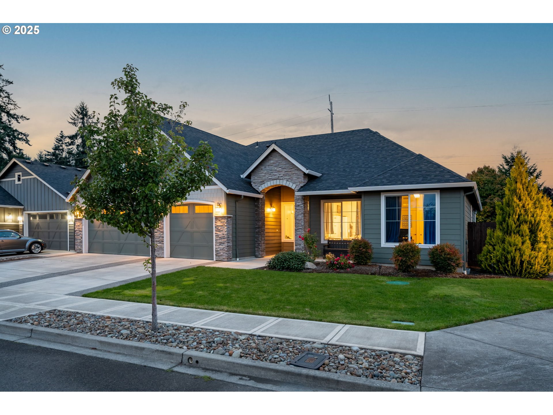 812 Northeast 29th Way Battle Ground, WA 98604 - Photo 3 of 38