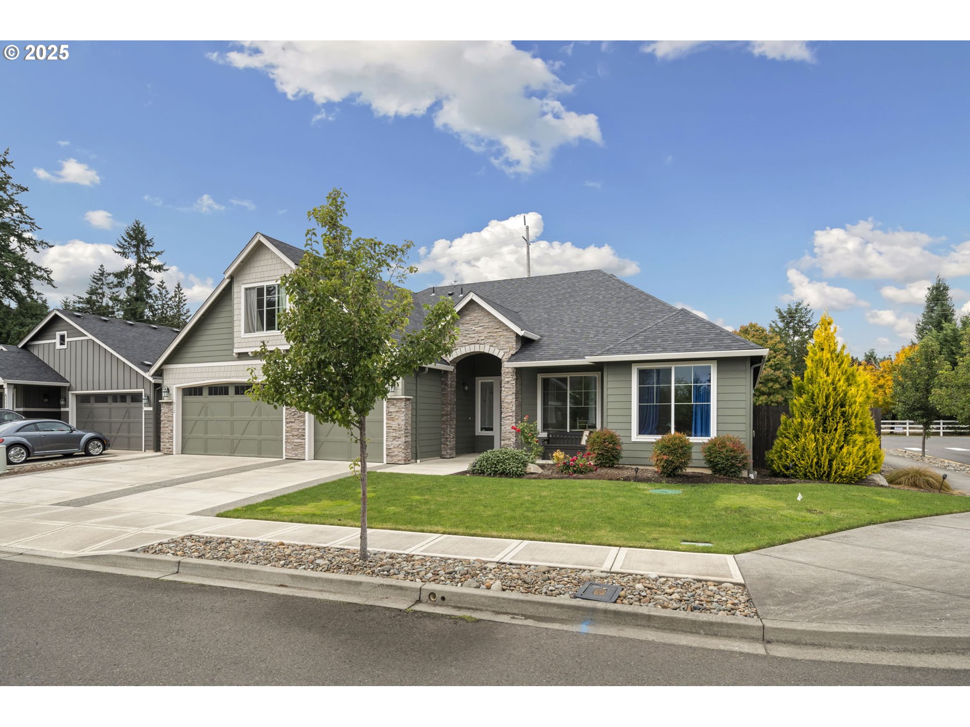 812 Northeast 29th Way Battle Ground, WA 98604 - Photo 5 of 38