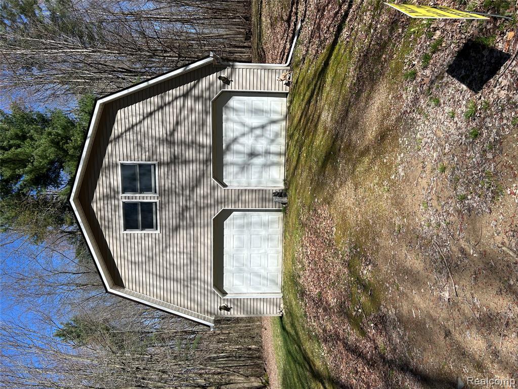 3805 Lee Hill Road Mayville, MI 48744 - Photo 2 of 12