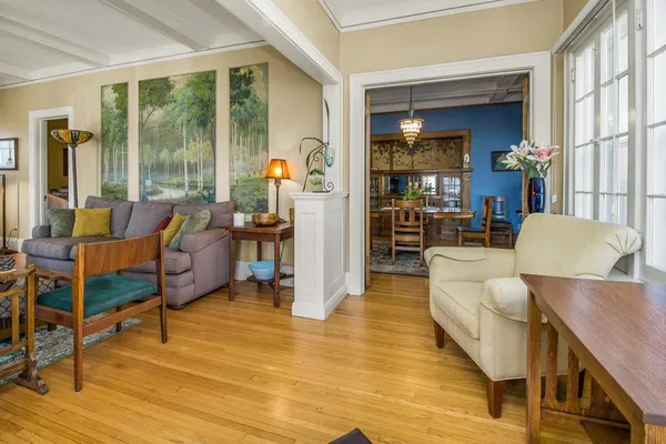 $440,000 | 1349 Lincoln Avenue, St. Paul, MN 55105