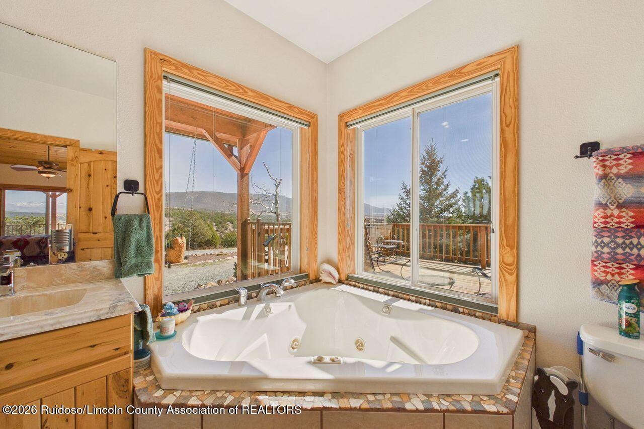 185 Fort Lone Tree Road Capitan, NM 88316 - Photo 10 of 57 Gallery Image 10