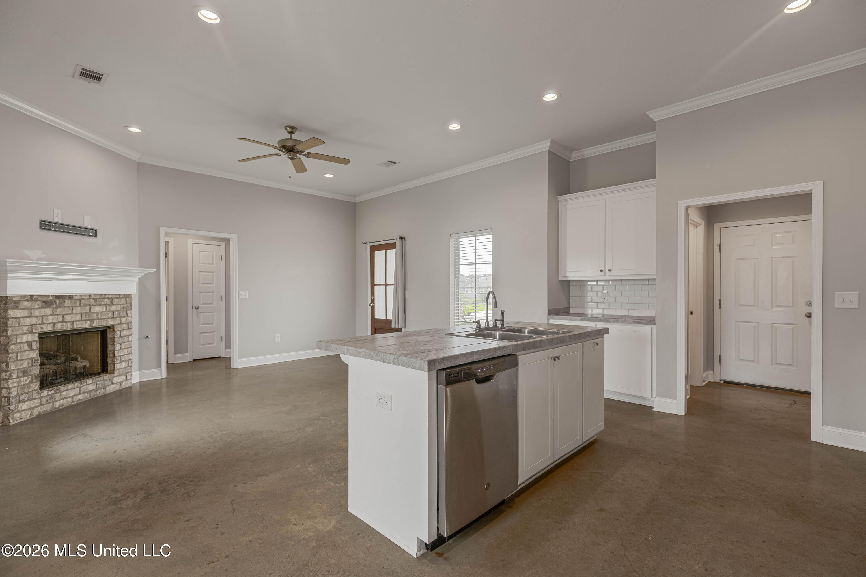 1215 Addison Ln. Brandon, MS 39042 - Photo 12 of 39 IMG_9430-Edit