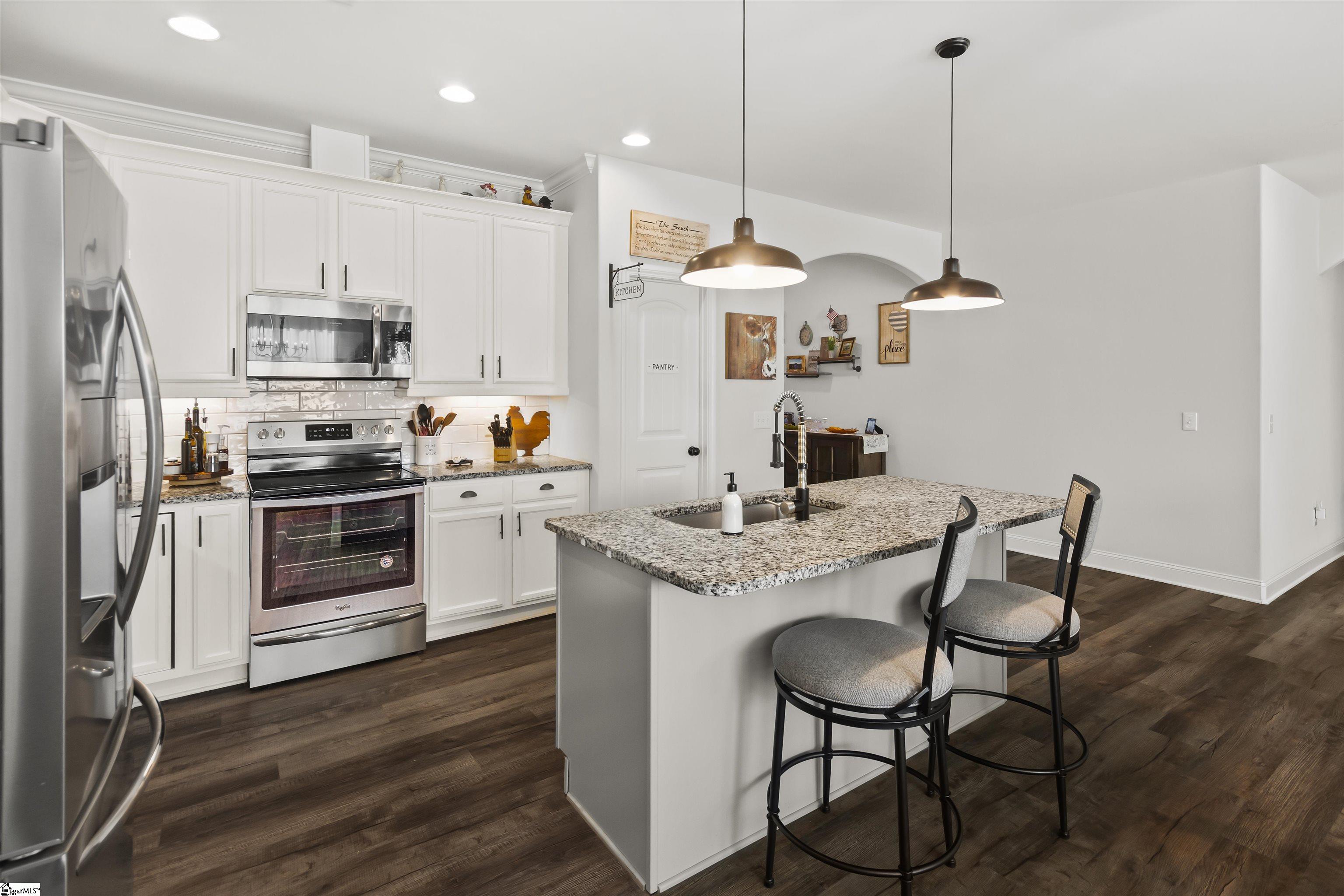 301 Leafcrest Way Greer, SC 29651 - Photo 8 of 23